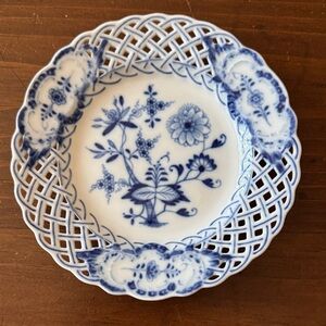 Antique Meissen 6” Reticulated Floral Plate